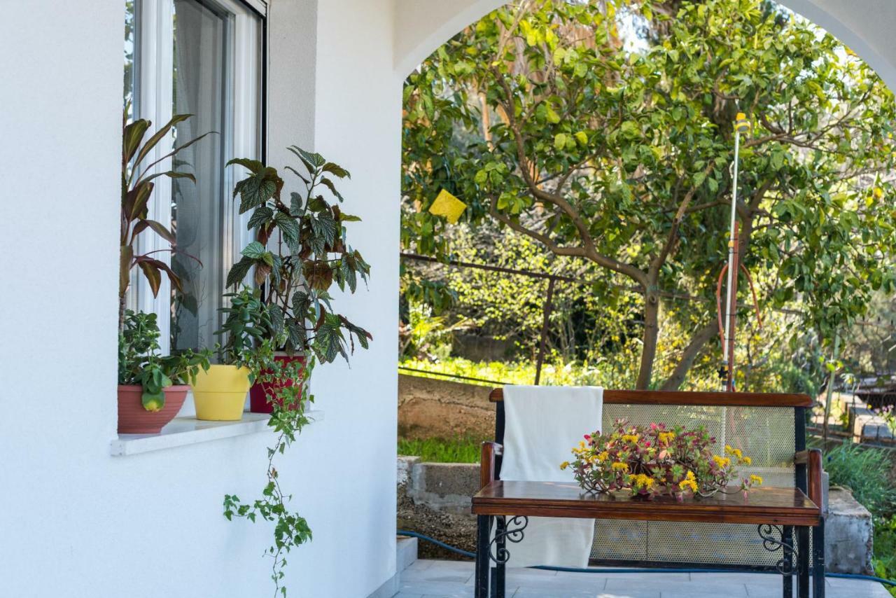 Apartment Okrug Gornji - Trogir With Sea View Eksteriør billede