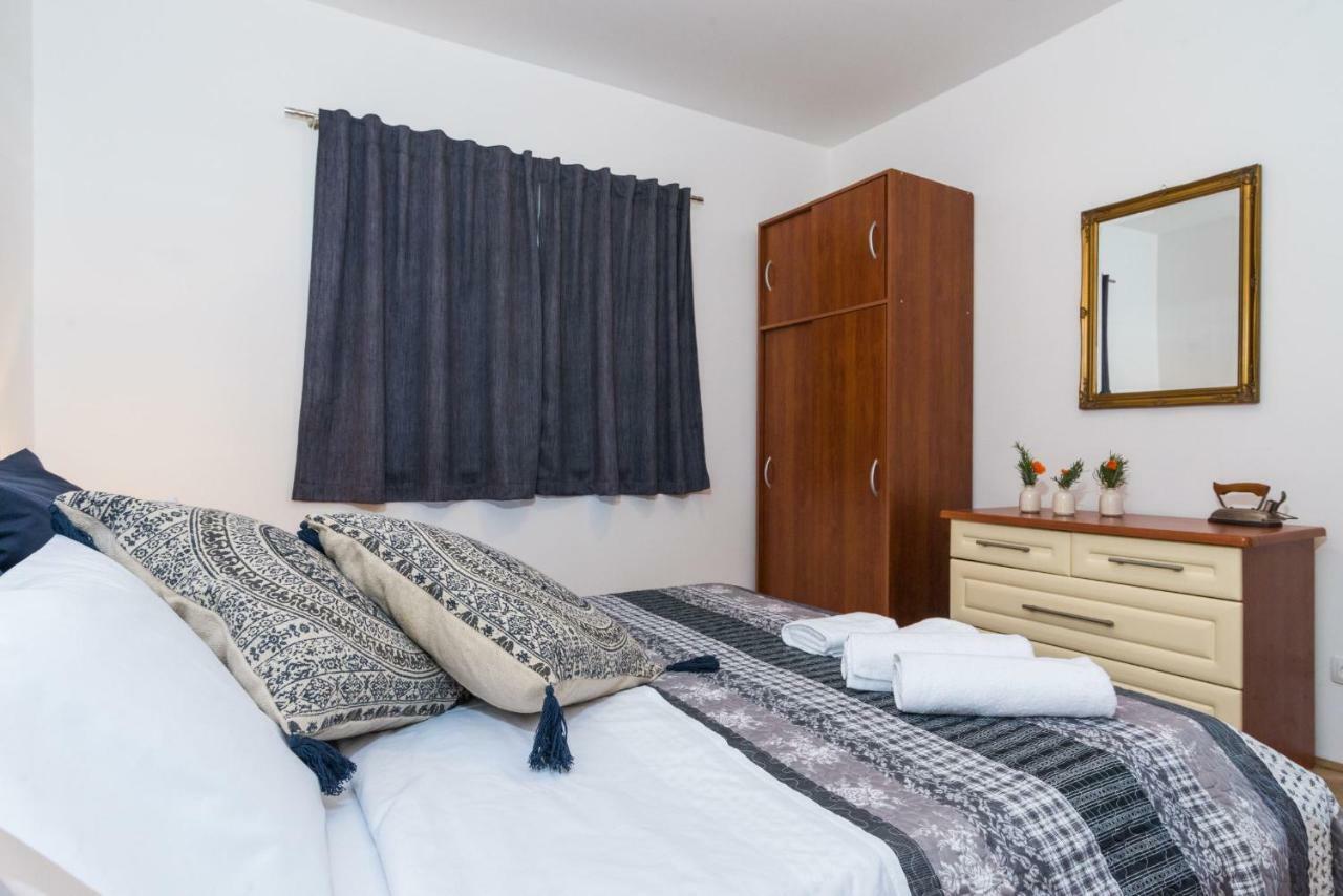 Apartment Okrug Gornji - Trogir With Sea View Eksteriør billede