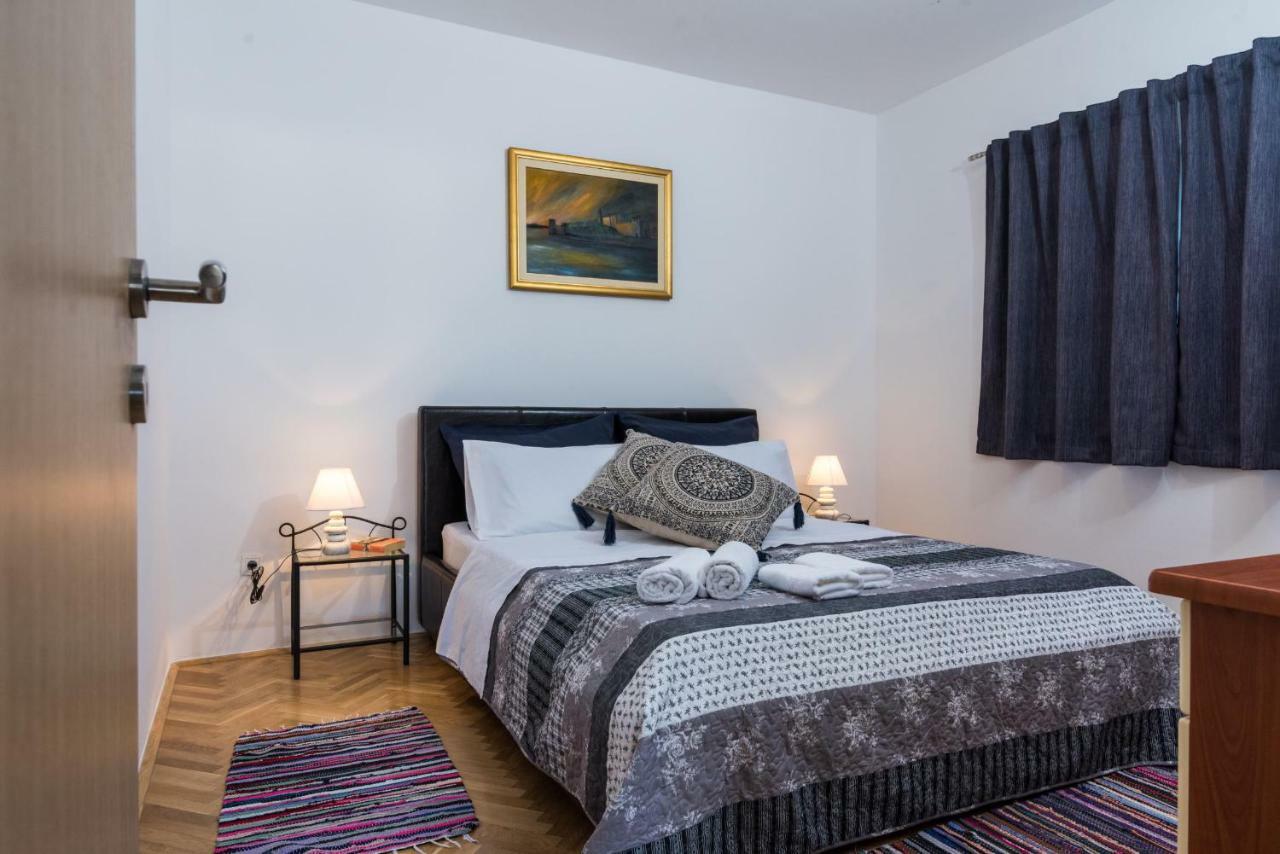 Apartment Okrug Gornji - Trogir With Sea View Eksteriør billede